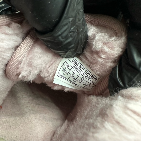 UGG NEUMEL WOMEN ANKLE BOOTS SUEDE PINK CLOUD US 7 /UK 5 /EU 38 - Picture 9 of 9